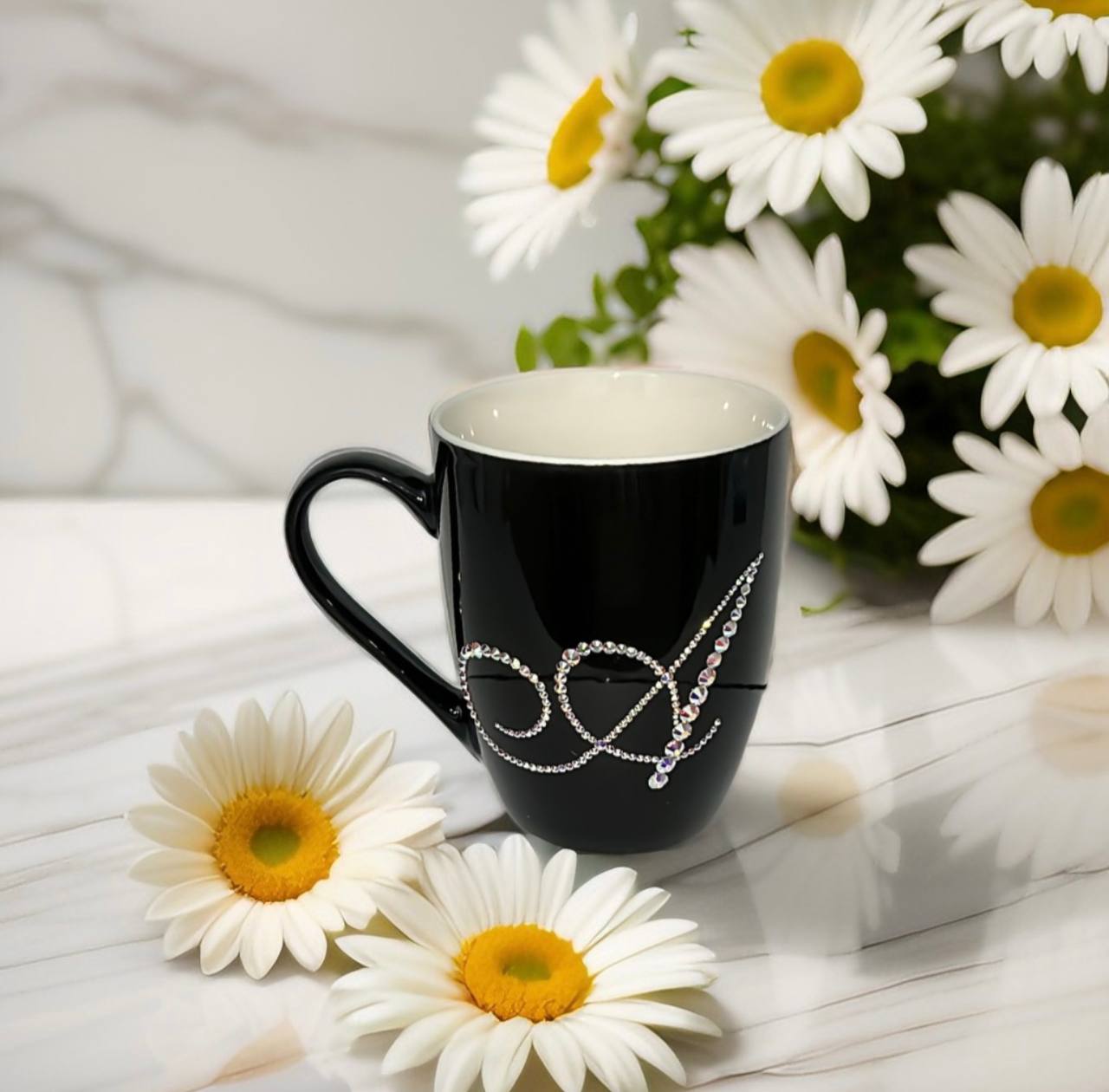 Name mug. Birthday gift for girlfriend, gift for mom, dad, friend. Mug with rhinestones.